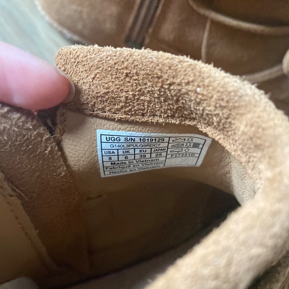 Women's Ugg Reid Moc Ankle Boot - Picture 4 of 11